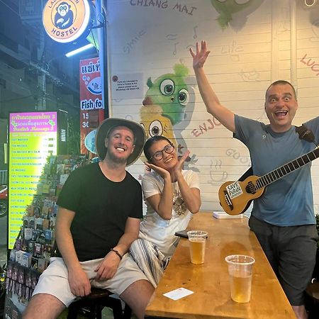 Hostel Lazy Gibbon 1 Chiang Mai - Tha Phae Gate Zewnętrze zdjęcie